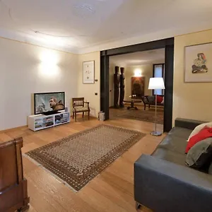 Appartamento C-rooms, Residenza Correggio